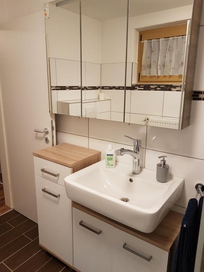 Ferienwohnung- Sarah Hahnstatten 外观 照片